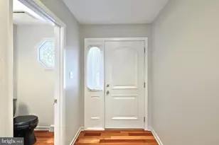 2696 Fairway Dr, York, PA 17402 - Photo 4