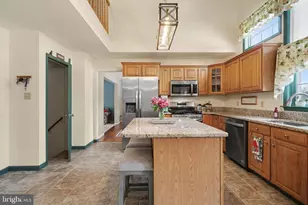 107 Summer House Ln, York, PA 17408 - Photo 8