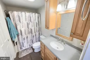 2228 Heather Rd, York, PA 17408 - Photo 10