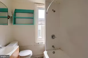 925 W College Ave, York, PA 17401 - Photo 12