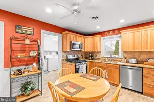 155 George St, Hanover, PA 17331 - Photo 14