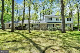 24 Springwood Ave, Stewartstown, PA 17363 - Photo 1