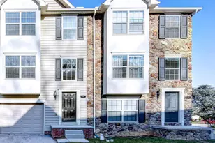 10 Shady Tree Ct, York, PA 17402 - Photo 1