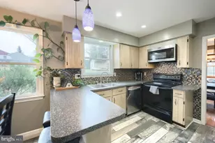4140 Woodlyn Terrace, York, PA 17402 - Photo 10