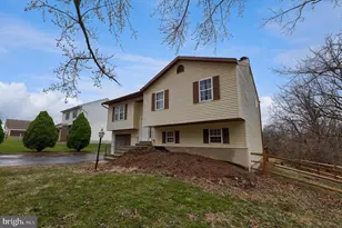 3333 Druck Valley Rd, York, PA 17406 - Photo 2