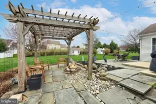 4203 Britain Dr, York, PA 17402 - Photo 8