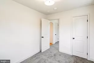 2333 Loucks Rd, York, PA 17408 - Photo 12