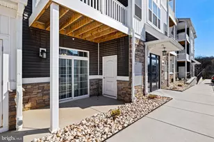 1006 Admiral Ln, Hanover, PA 17331 - Photo 12