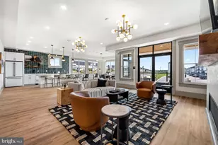 1006 Admiral Ln, Hanover, PA 17331 - Photo 2