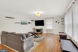 2229 Brougher Ln, York, PA 17408 - Photo 2