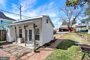 6 N Water St, Spring Grove, PA 17362 - Photo 32