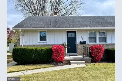 869 E Walnut Street, Hanover, PA 17331 - Photo 1