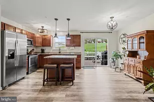 354 Weatherstone Dr, Fairview Township, PA 17070 - Photo 10