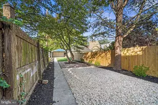 812 S George St, York, PA 17403 - Photo 8