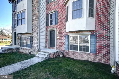 689 E Walnut Street, Hanover, PA 17331 - Photo 2