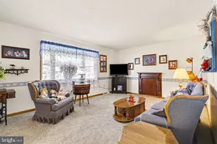 11 Narrow Rd, Hanover, PA 17331 - Photo 2