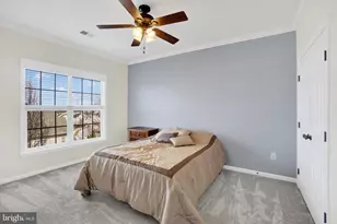 534 Lake Redman Ct, Seven Valleys, PA 17360 - Photo 16