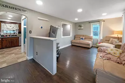 306 W Elm Avenue, Hanover, PA 17331 - Photo 6