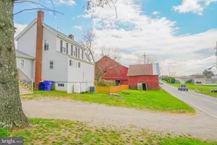 14803 Mt Olivet Rd, Felton, PA 17322 - Photo 2