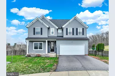 105 Blaine Drive, Manchester, PA 17345 - Photo 1