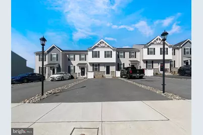 109 Holstein Drive, Hanover, PA 17331 - Photo 2