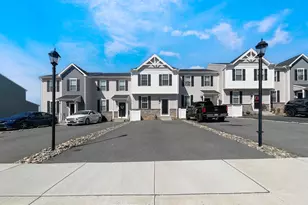 109 Holstein Dr, Hanover, PA 17331 - Photo 2