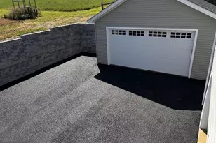 410 Shorbs Hill Rd, Hanover, PA 17331 - Photo 2