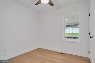 7 Crescent Dr, New Cumberland, PA 17070 - Photo 18