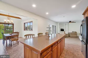 1190 Cherimoya St, York, PA 17404 - Photo 14
