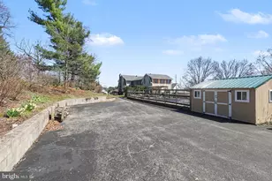 810 Copenhaffer Rd, York, PA 17404 - Photo 4