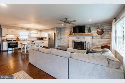 717 E Walnut Street, Hanover, PA 17331 - Photo 4