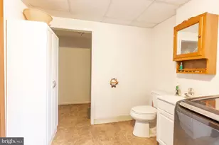 717 E Walnut St, Hanover, PA 17331 - Photo 18