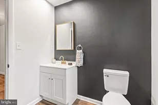 2421 Carllyn Dr, York, PA 17403 - Photo 16