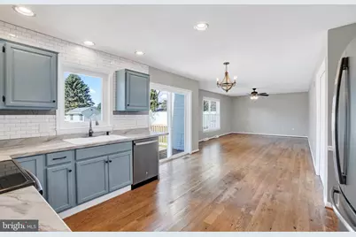 14 Hoffheins Dr, New Freedom, PA 17349 - Photo 8