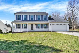 14 Hoffheins Dr, New Freedom, PA 17349 - Photo 1