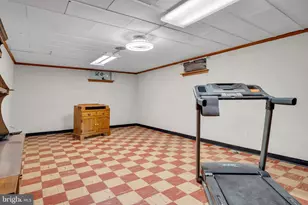301 E Elm Ave, Hanover, PA 17331 - Photo 30