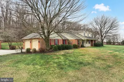 800 Kendale Road, Red Lion, PA 17356 - Photo 2