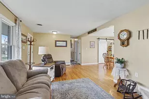 60 Fairway Dr, Etters, PA 17319 - Photo 4