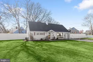 1416 Continental Rd, York, PA 17404 - Photo 2