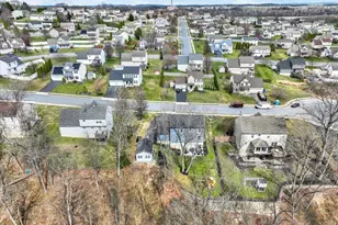 140 Burberry Ln, Mount Wolf, PA 17347 - Photo 12