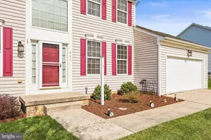 255 Sunset Dr, Hanover, PA 17331 - Photo 4