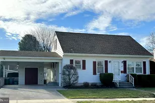 316 Moul Ave, Hanover, PA 17331 - Photo 1