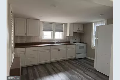 21 W Maple Street #1, Wrightsville, PA 17368 - Photo 2