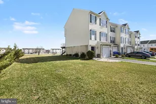 335 Cape Climb Dr, York, PA 17408 - Photo 4