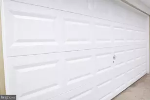 250 E College Ave, York, PA 17403 - Photo 8