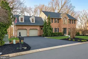 2337 Wedgewood Way, York, PA 17408 - Photo 2