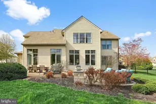 2119 Bernays Dr, York, PA 17404 - Photo 14