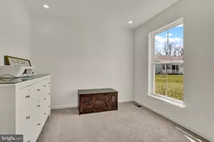 18016 Dave Anne Cir, Stewartstown, PA 17363 - Photo 8