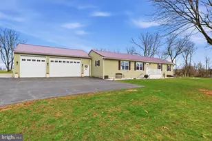 1025 White Oak Rd, Windsor, PA 17366 - Photo 2