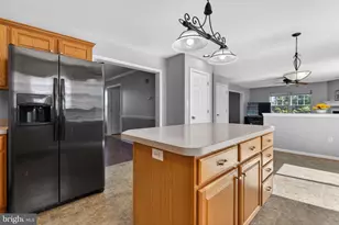 212 Sunset Cir, Red Lion, PA 17356 - Photo 18